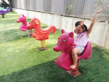 Thú nhún lò xo hình con cáo